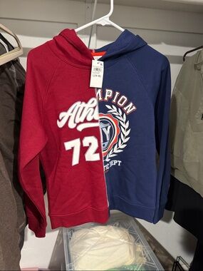 Epic Threads Split-Color Hoodie in Red & Navy